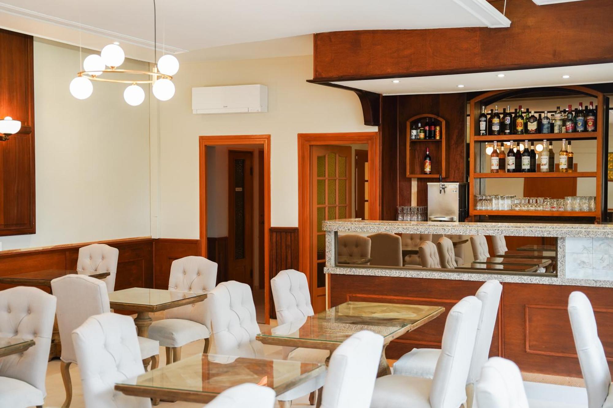 Castellu Hotel Lucciana  Kültér fotó