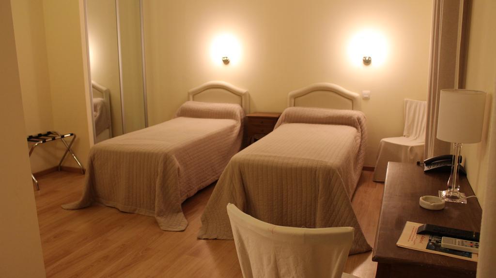Castellu Hotel Lucciana  Szoba fotó
